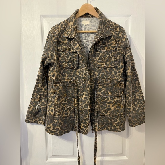 BNWOT  POL Leopard Print Utility Jacket - Picture 2 of 10